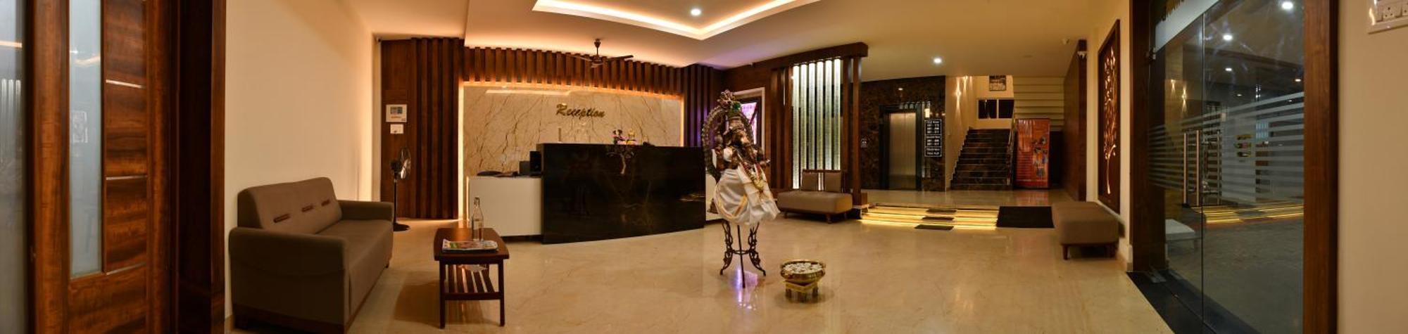 Hotel Nivetha Inn Коимбатур Экстерьер фото